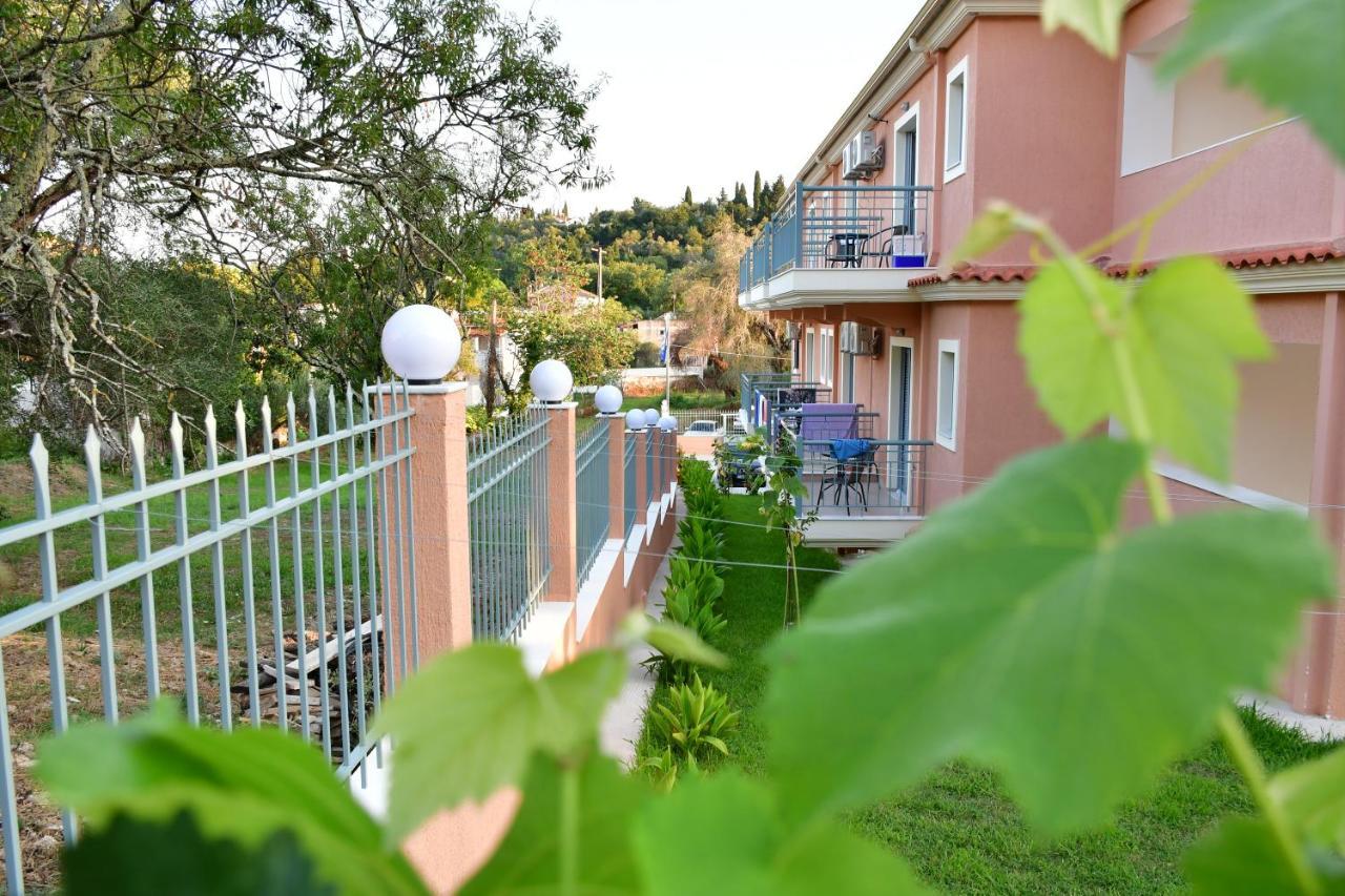 Pantelis Corfu Ipsos